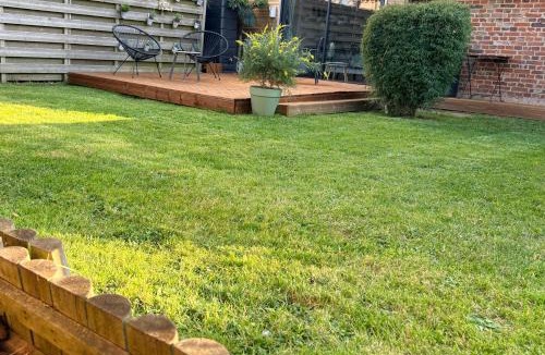 Estrees-sur-Noye Apartment | Chambre à la Noye