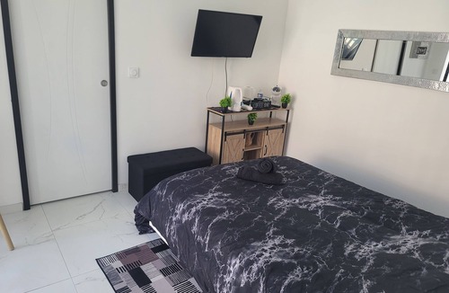 Castelsarrasin Bed & Breakfast | Chambre Étape - Privatisé