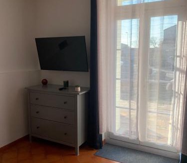 Gignac Bed & Breakfast | Chambre 1 jardin