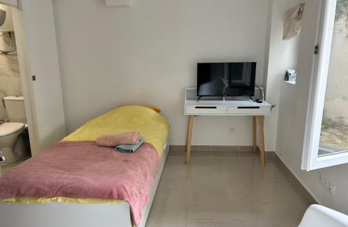 Quartier Centre Ville Apartment | Chambre 14m2