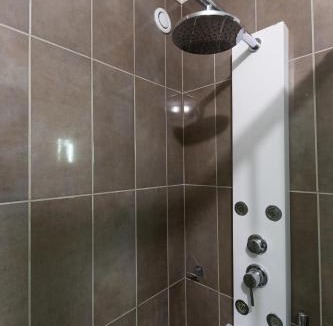 Les Epinettes Apartment | Chambre 2 Elégance & Tendance