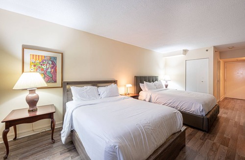 Saint-Sauveur Hotel | Chambre 2 Lits/Room 2 beds