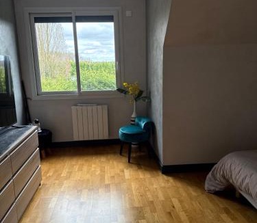 Parigne-le-Polin Bed & Breakfast | Chambre 24h du Mans ou autre