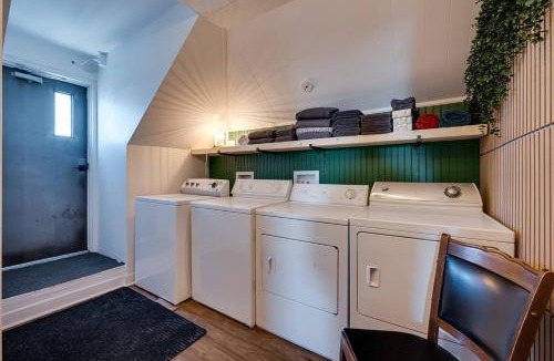 Saint-Pascal Hotel | Chambre 304 de l'hôtel Victoria confortable et moderne