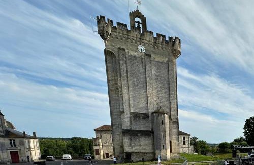 Pons Hotel | CHAMBRE 4 Face au Donjon
