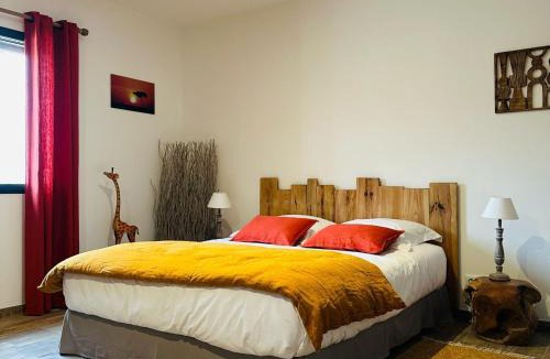 Faverolles Bed & Breakfast | Chambre 4 pers avec piscine chauffée & WiFi - FR-1-591-708