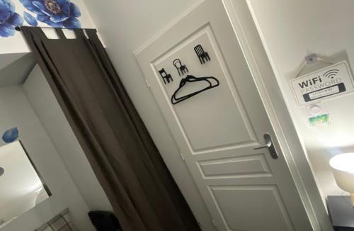 La Delorme House | Chambre agréable avec jacuzzi