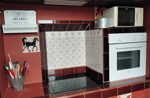 Durban-Corbieres Bed & Breakfast | Chambre Amour