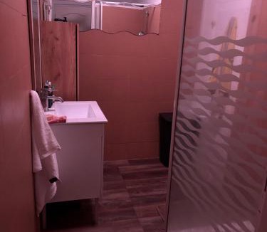 Aurignac House | Chambre au domaine du moulin du pont