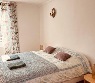 Lyons-la-Foret Bed & Breakfast | chambre aux oiseaux