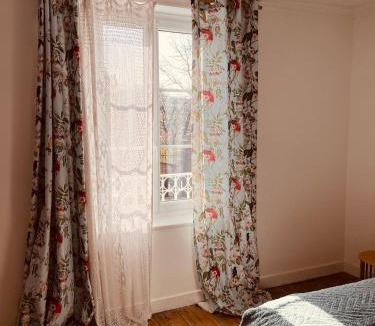 Lyons-la-Foret Bed & Breakfast | chambre aux oiseaux