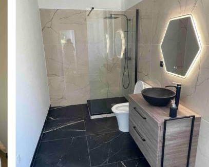 Bains de Guitera Bed & Breakfast | Chambre avec balcon à louer