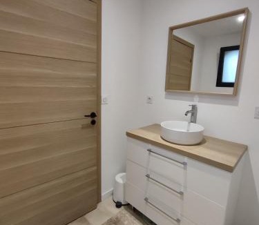 Mezeray Bed & Breakfast | Chambre avec salle de bain privée