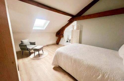 Tarbes House | Chambre avec Salle de Bain Privative