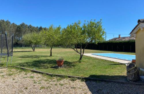 Le Pizou Bed & Breakfast | Chambre avec un lit King size