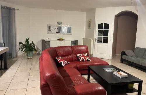 Le Pizou Bed & Breakfast | Chambre avec un lit King size