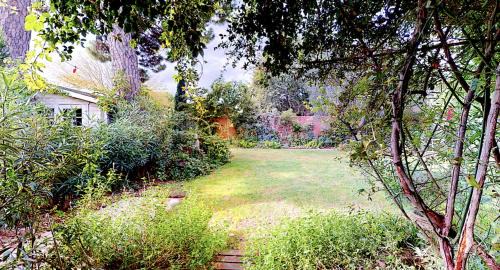 Saint-Laurent-d'Aigouze Bed & Breakfast | Chambre BELEM - Piscine chauffée - MAS SAINT LOUIS