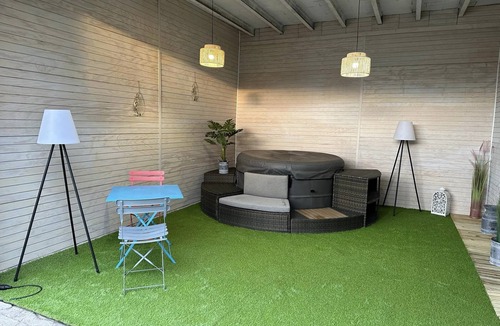 Epinac Bed & Breakfast | Chambre Bleu