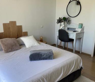 Vertou House | Chambre By Kastella