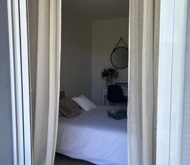 Vertou House | Chambre By Kastella