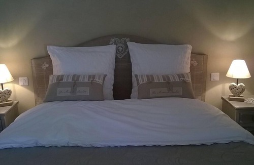 Vogue House | Chambre Cannelle