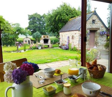 La Selle-en-Cogles Bed & Breakfast | Chambre chez l'habitant