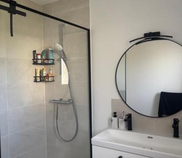 Etival-les-le-Mans House | Chambre chez l habitant proche circuit des 24h