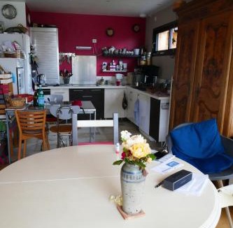 Hauteville-sur-Fier House | Chambre chez l'habitant