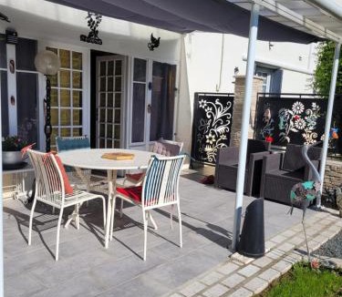 Aubigny-sur-Nere House | Chambre chez l'habitant