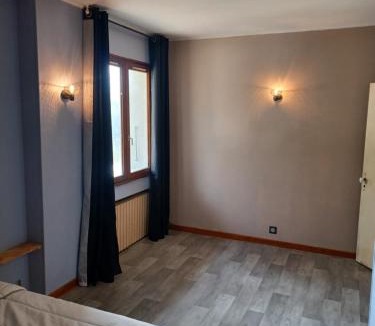 Albens House | Chambre chez l'habitant dans l'ancienne Tuilerie Poncini
