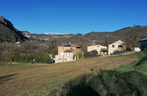 Curnier House | Chambre chez l'habitant