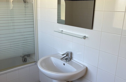 Cholet Bed & Breakfast | Chambre Chez Lhabitant