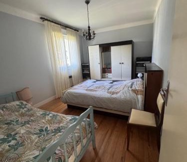 Luz-Saint-Sauveur House | Chambre chez Paulette