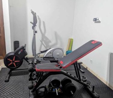 La Liviniere House | Chambre climatisée 2 places plus une place Bébé 0-3 ans, salle de bain et WC en espace privatif
