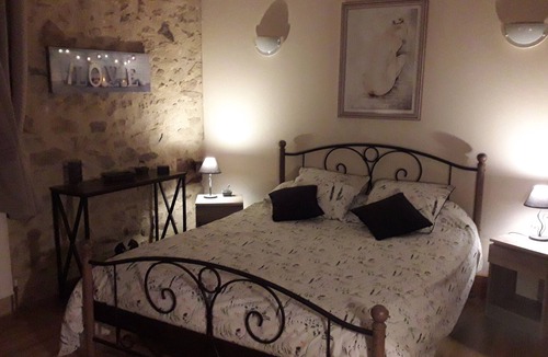 Saint-Auvent Bed & Breakfast | Chambre Clothilde à L'art'elier