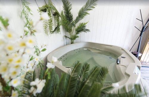 Flocourt Bed & Breakfast | Chambre Coloniale - Le petit flo