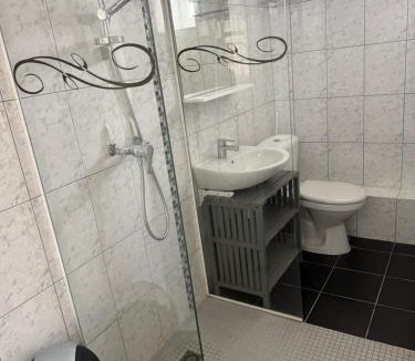 Toul House | Chambre Confort Double lit