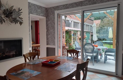 Saint-Venant House | Chambre confortable Saint Venant