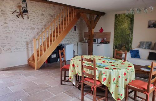 Saint-Leonard-en-Beauce Bed & Breakfast | Chambre coquelicot