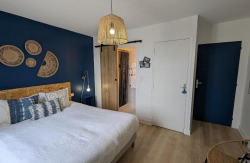 Briare Bed & Breakfast | Chambre cosy à Briare, centre-ville, idéale pour cyclistes - FR-1-590-571