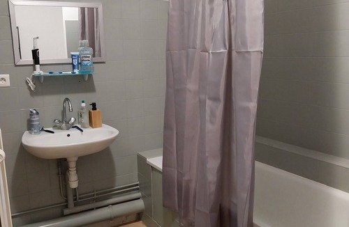 Saint-Bris-le-Vineux House | Chambre D'hotes