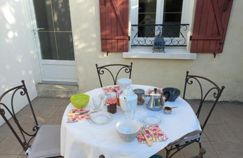 Concourson-sur-Layon Bed & Breakfast | Chambre d'hôtes Doué en Anjou, Les Hirondelles