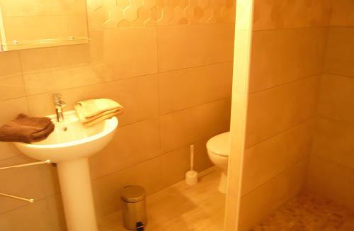 Saint-Martin-de-l'Arcon Bed & Breakfast | Chambre du Caroux