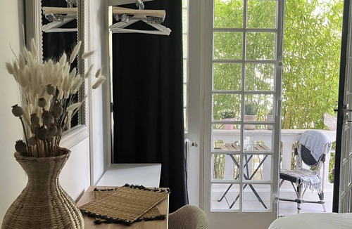 Champignol Bed & Breakfast | Chambre d Hôte - Bambou 20 Minutes de Paris