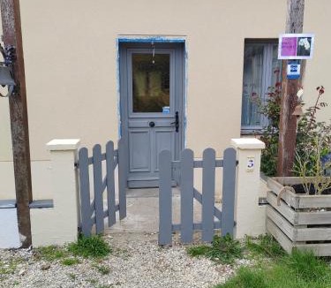 Levesville-la-Chenard House | Chambre d'hôtes Orchidée