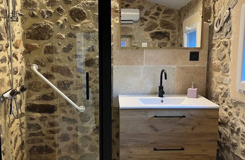 Saint-Jean-du-Gard Bed & Breakfast | Chambre D'hôte Lavande - Le Soleil des Cévennes