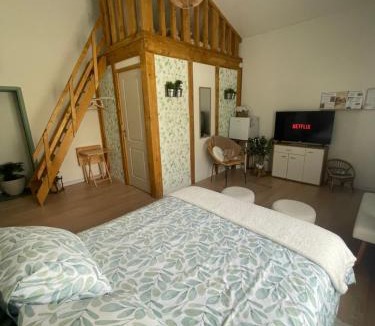 Saint-Laurent-d'Onay Bed & Breakfast | Chambre d hôte en Drôme des collines pour 2 à 4 personnes