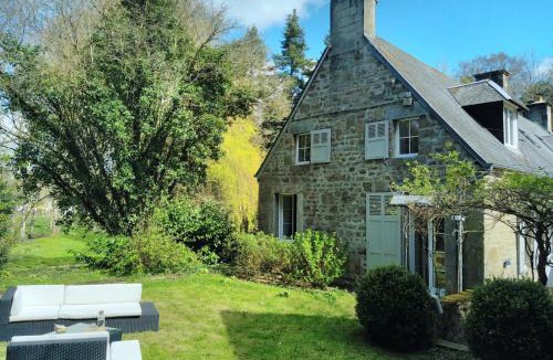 Athis-Val de Rouvre Bed & Breakfast | Chambre d'hôtes Côté Jardin