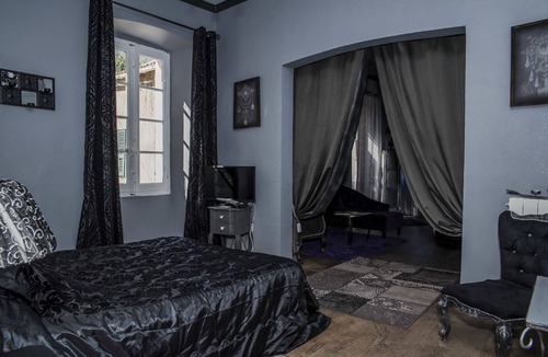 Castello-di-Rostino Bed & Breakfast | Chambre D'Hôtes La Marlotte