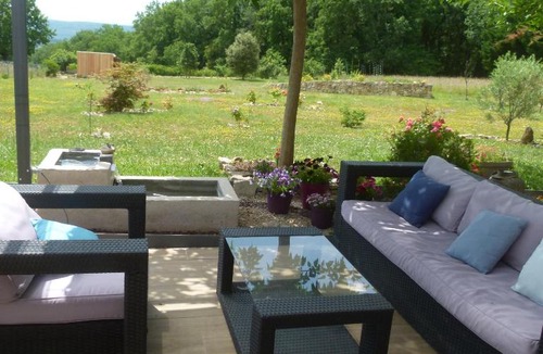 Queyssac-les-Vignes Bed & Breakfast | Chambre d'hôtes du Pilou